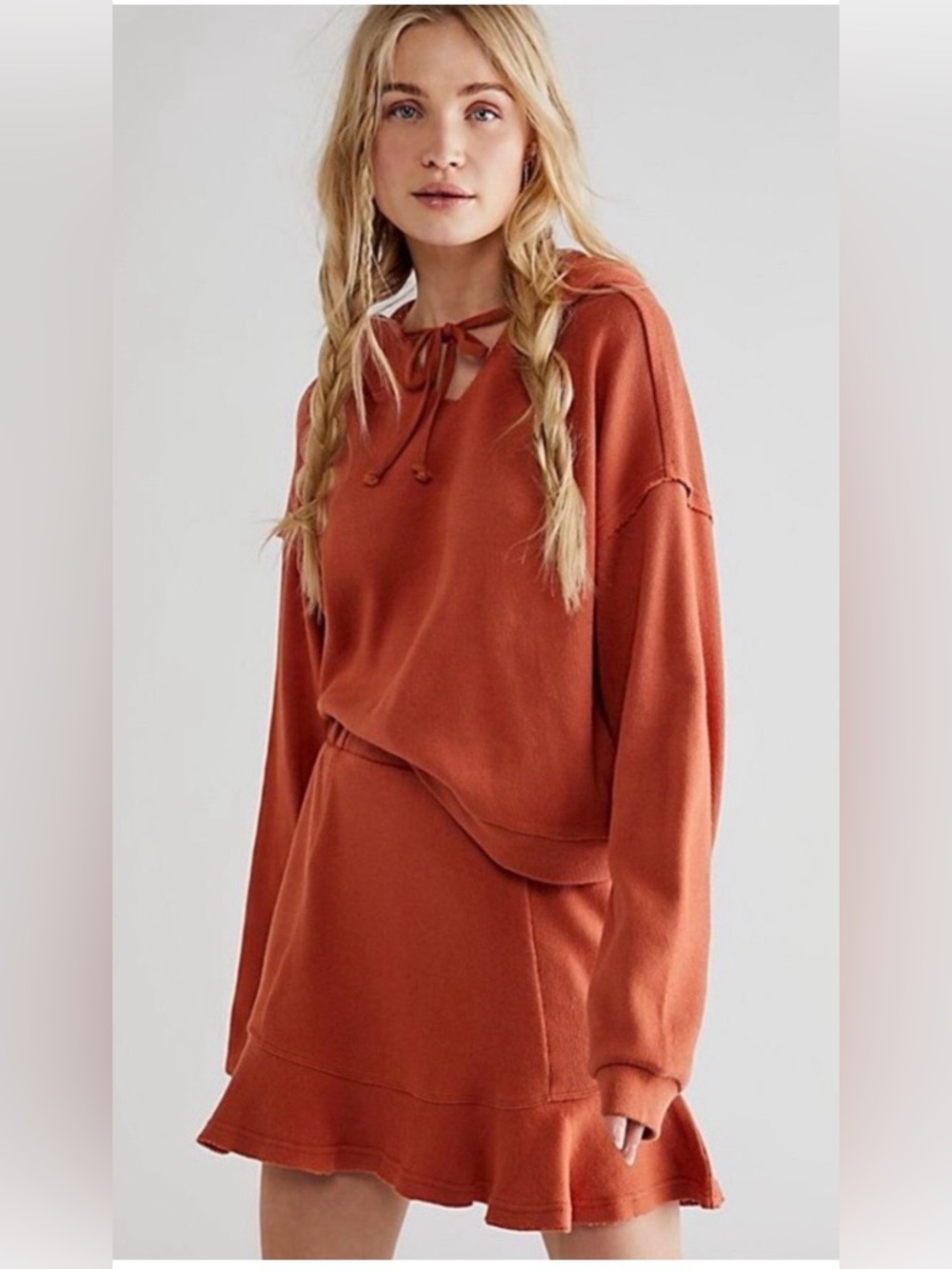 Free People Beach Social Set Size
Large Skirt + Pullover. Size Large. NWOT